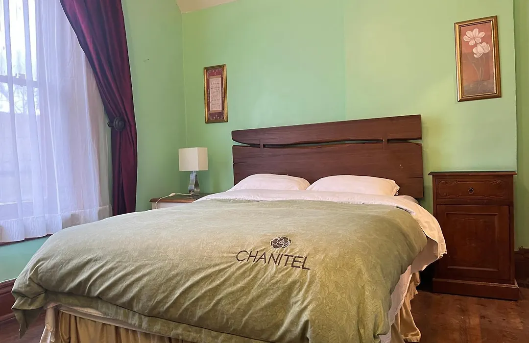 The Red Star Room A-1