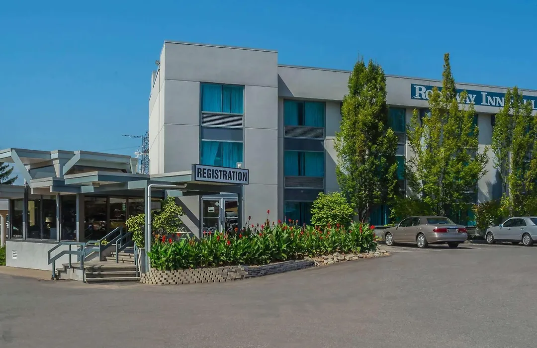 Rodeway Inn Fallsview-1