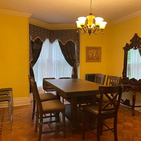 The Red Star Room B-3