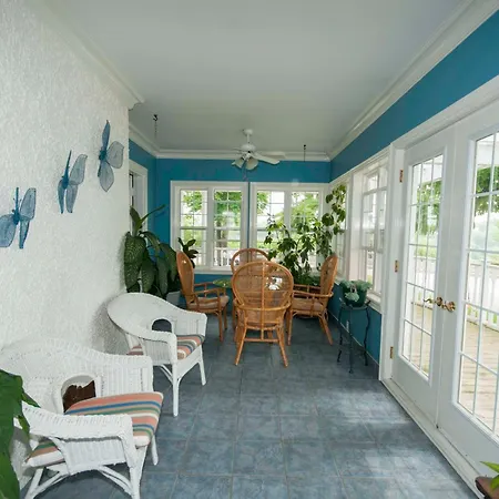 Chestnut Inn-3
